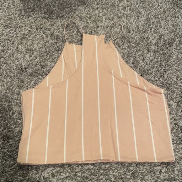 Striped nude and white crop top - Picture 2 of 3